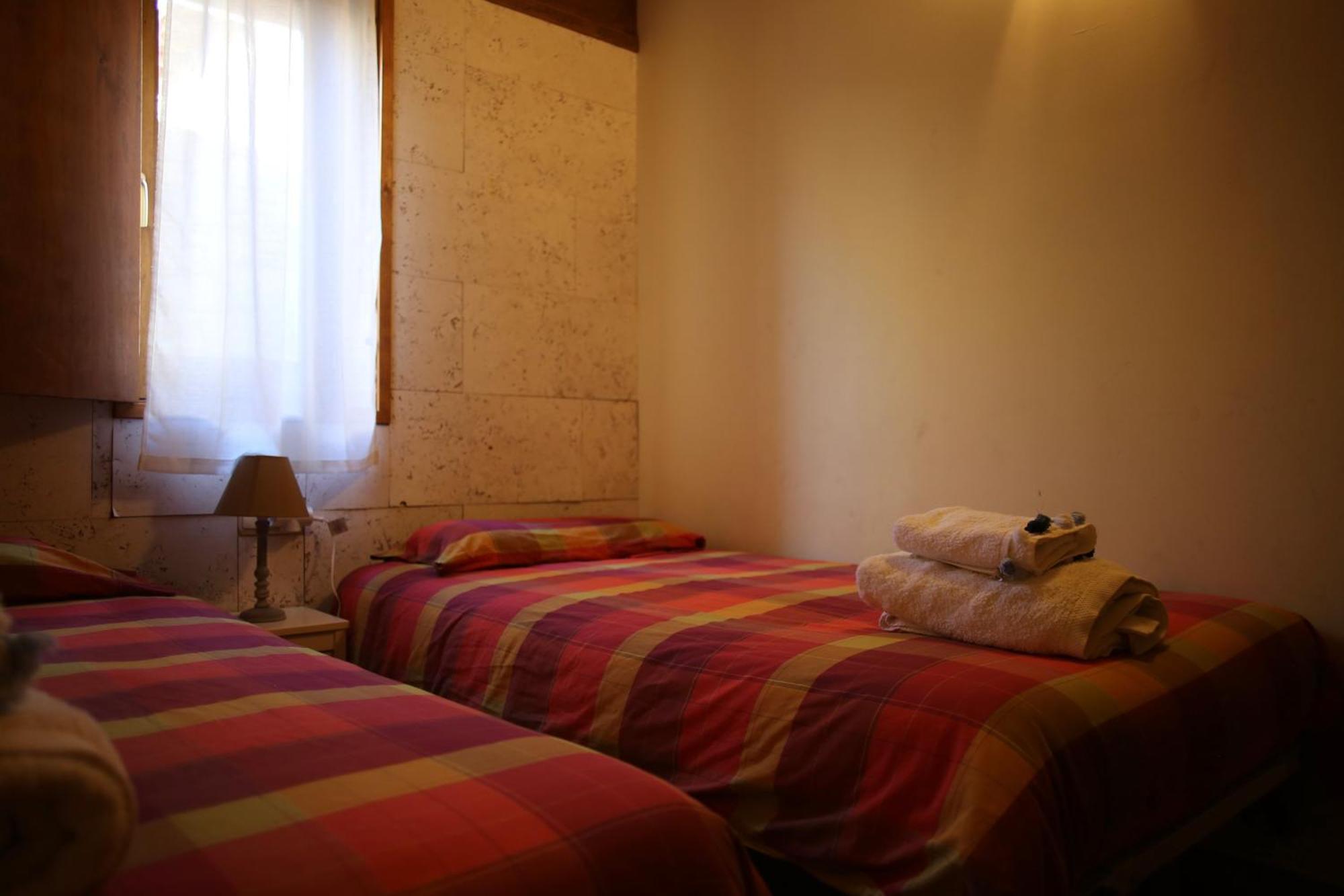 Casa de piedra madera con encanto en la Cerdanya Bellver de Cerdanya Exterior foto